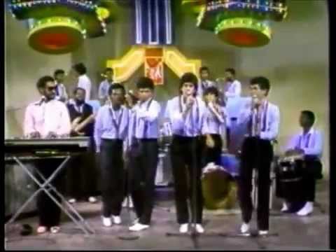 Jochy Hernandez - La chica de hoy junto Anibal Bravo