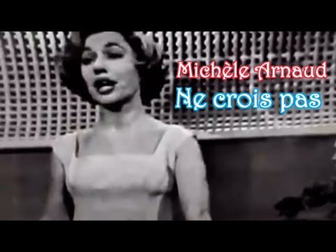 Michèle Arnaud (1956 🇱🇺) sings "Ne crois pas" at a French talk show