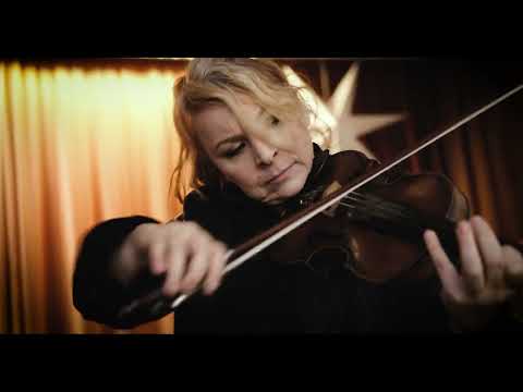 Agnus Dei - Szirtes Edina "mókus"