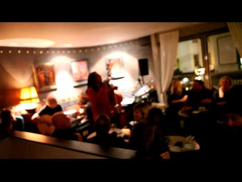 Noel McCalla Acoustic Trio at Chocolate Cafe 4