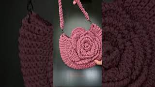 Häkel-Handtasche in Tulpenform