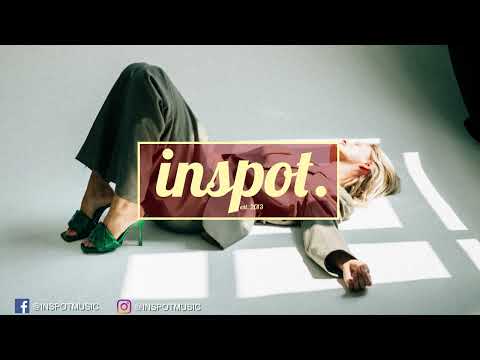 Girls of the Internet - Never Ever Ever (feat. shiv)