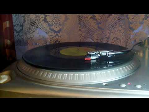 Leo Sayer - Why Is Everybody Going Home (Chyrsalis 1973).