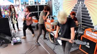 Avion Roe Perform New Song on Warped Tour 2012