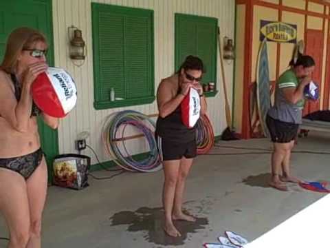 Hawaiian Falls Mansfield - Radio Disney Beach Ball Blow Up!
