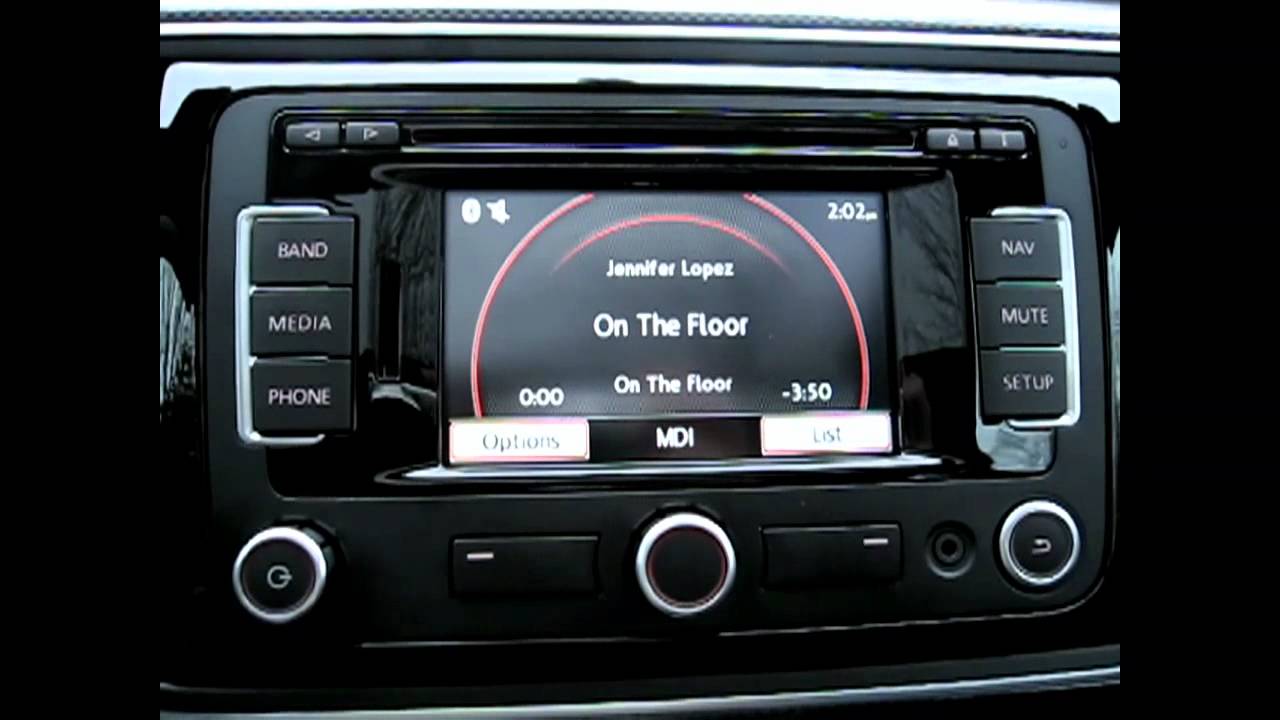 IHS Auto Reviews: VW Beetle Turbo with Fender Premium Audio and RNS-315 Navigation