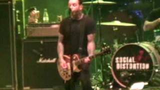 SOCIAL DISTORTION - Nickels &amp; Dimes - live @ Rock in Idro, Milano, 13.06.2009