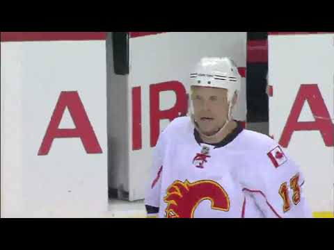 NHL   Oct.28/2010    Colorado Avalanche - Calgary Flames