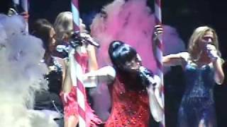 Spice Girls - 2 Become 1 + Outro - Los Angeles 12/5