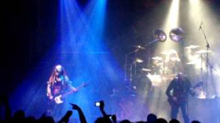 Venom - Antechrist/Straight to Hell ao vivo no Brasil