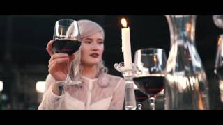 Madeline Juno - Waldbrand