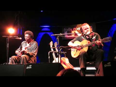 Hans Theessink and Terry Evans - Don't Let the Green Grass Fool You