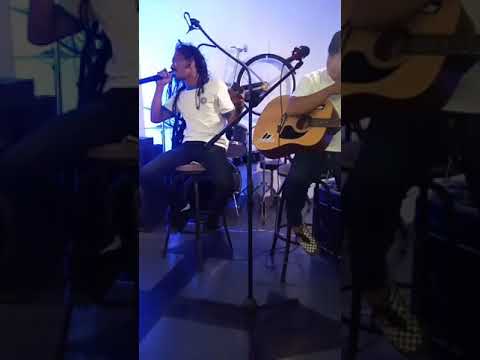 Acoustic Reggae Jam with Cholo Famisan of Trop. Dep