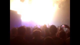 Does it offend you,yeah? -Epic Last Song (Electric Ballroom -FINAL GIG)