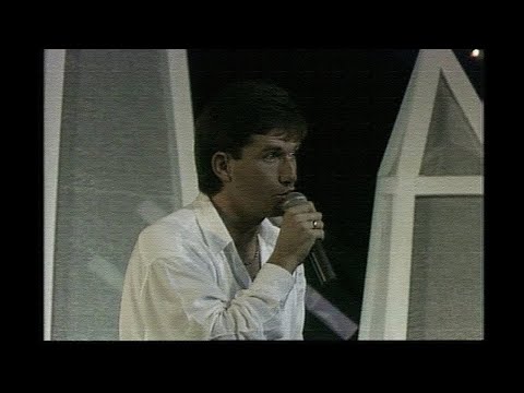 Daniel O'Donnell - A Long Way To Tipperary [Live at the Whitehall Theatre, Dundee, Scotland, 1990]