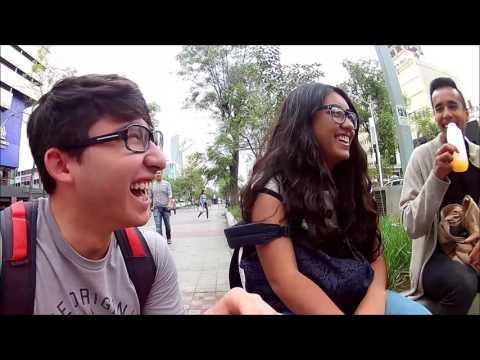 Primera Parte De Adivinanza con Gente y Regalo Palomitas