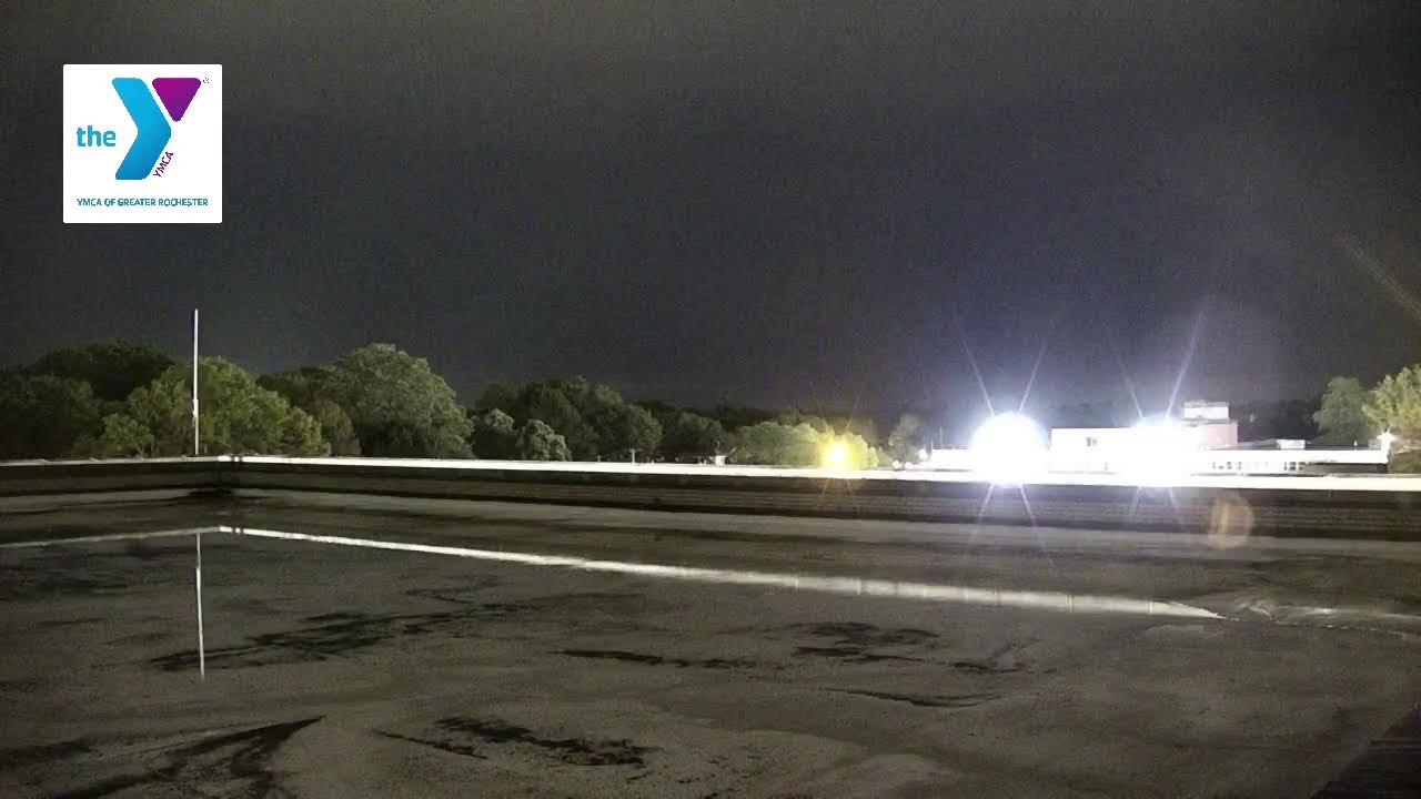Live webcam view of Rooftop View from Humboldt Street