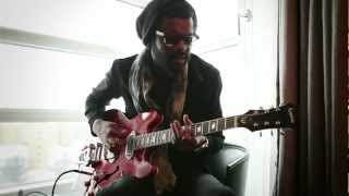 Gary Clark Jr.- Ain&#39;t Messin &#39;Round - Unplugged