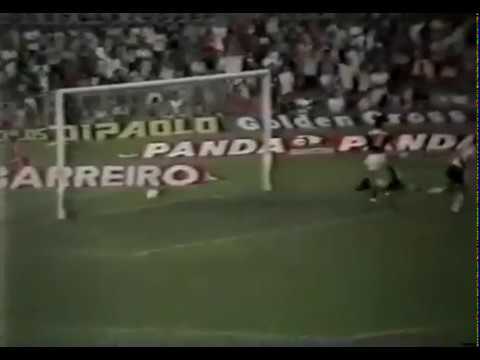 Romário (Vasco) - 27/07/1986 - Flamengo 3x2 Vasco - 1 gol