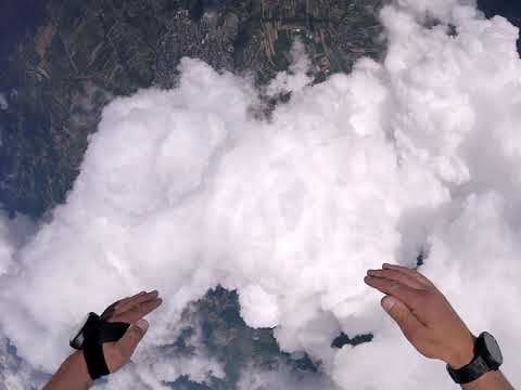 Skydiving 4500 m  Cumulus-GoPro 5 [1440/60]
