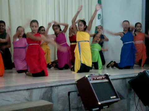 Coreografia das crianças na semana missionaria - Video provisório, vou editá-lo!!!