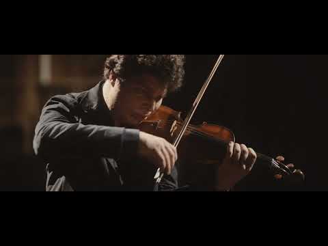 Augustin Hadelich, Orion Weiss play Banjo and Fiddle by William Kroll!