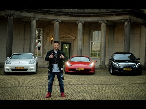 FERRARI 458 SPIDER VS PORSCHE 4.8S RACE, MAKING OFF HABIBI! - HANNIHANNA #VLOG76