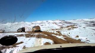 preview picture of video 'Discovery 4 Driving in Snow Covered Lesotho 2011 1 of 4'