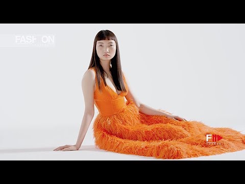 ANNAKIKI for HUAWEI Capsule Collection by Human & AI 2019 Milan - Fashion Channel