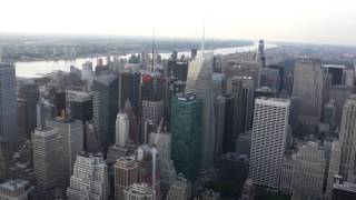 preview picture of video 'New York City view from top of Empire State Building'