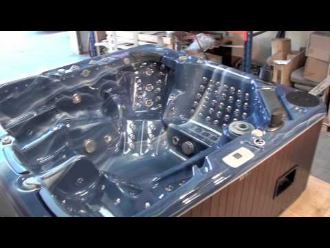 DANZ - The Ultimate hot tub