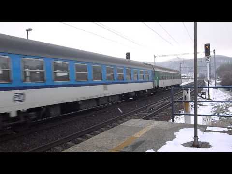 ČD 162.046 - Příjezd vlaku Os 6821 - Neštěmice, 8.2.2013