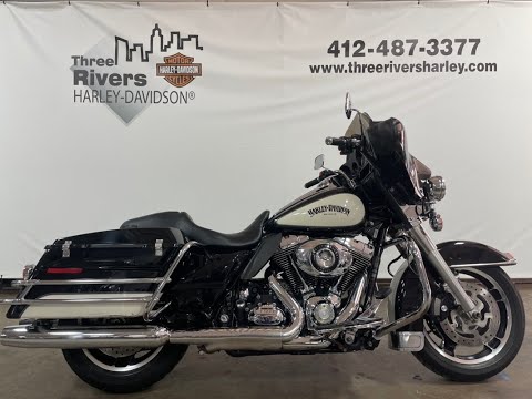 2011 Harley-Davidson Electra Glide Police Bike in Pittsburgh