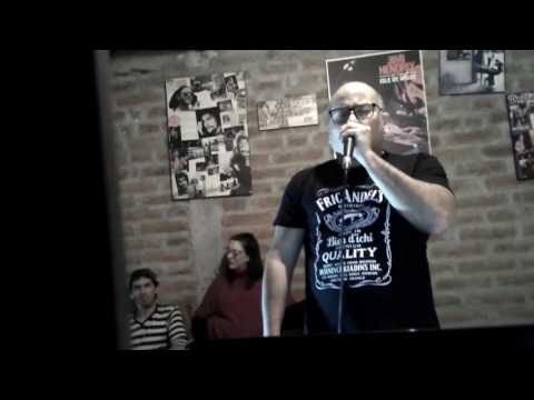 0082 CABINA DEL TERROR - LUCHO PELUCHO