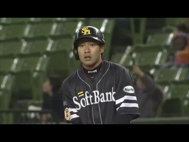 2回表 ホークス柳田が逆転タイムリー放ち2-1!! すかさず逆転に成功!! 2014/4/10 L-H