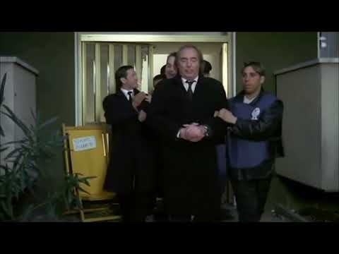 Angelo Bernabucci- Do caschi caschi, sempre ar culo o pii