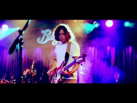 THE TOMMY MITCHELL SHOW - Tell Me You Woulda' Kissed Me (Live at Belly Up - Solana Beach, CA)