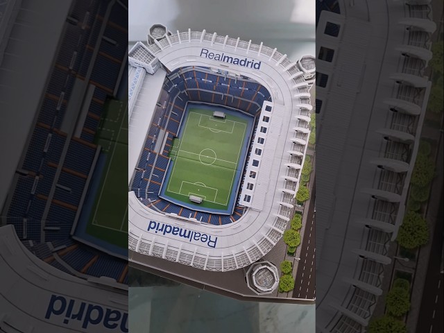 Vídeo relacionado con YUZGUHEY Estadio de San Mimes, Rompecabezas 3D, Modelo Campo fútbol ensamblado, Juguete Divertido for niños