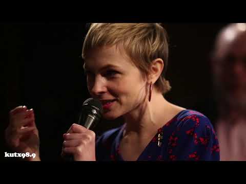 Kat Edmonson "When You Wish Upon A Star" (Live in KUTX Studio 1A)