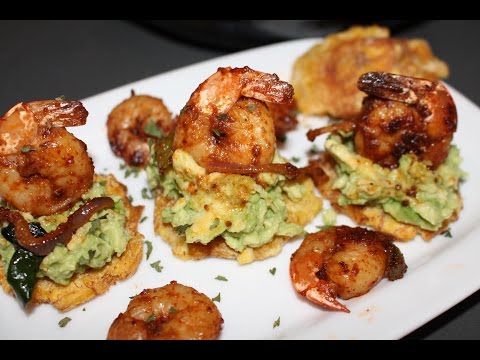 Tostones stuffed with shrimp and avocado