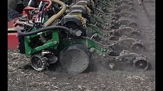 Precision Planting alkatrészek raktárról