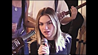 Peach Fuzz – Push It Away