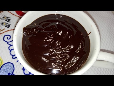 Glassa al cioccolato lucida