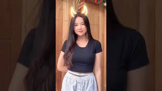 Download lagu Cewek Tik Tok Meresahkan🤤#shorts #viral #tiktok mp3