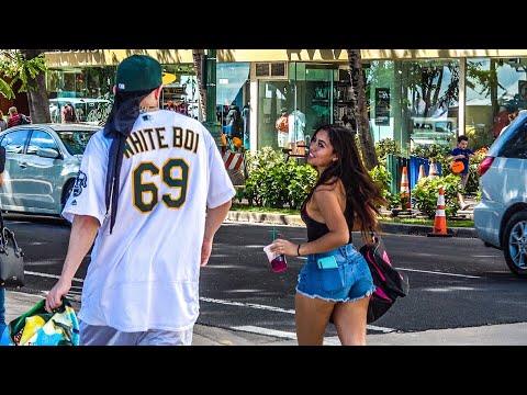 download lagu mp3 mp4 Girls In Hawaii, download mp3 Girls In Hawaii free downloadn, video klip Girls In Hawaii