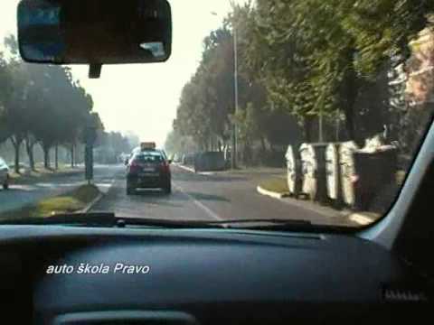 auto skola pravo polukruzno okretanje.wmv