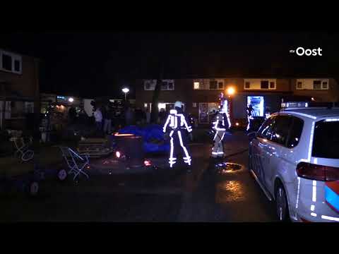 Aanhouding bij vreugdevuur in Oldenzaal na belediging agenten.