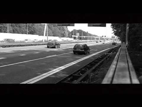 POWERMOVES - DE KRONOLOOG / MACK (OFFICIAL VIDEO)