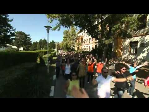 Sneak Peek  Flashmob LaLa Band   Episodul 7 din  Pariu cu vi