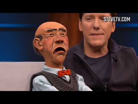 Steve Harvey Interviews Jeff Dunham's Dummy, Walter